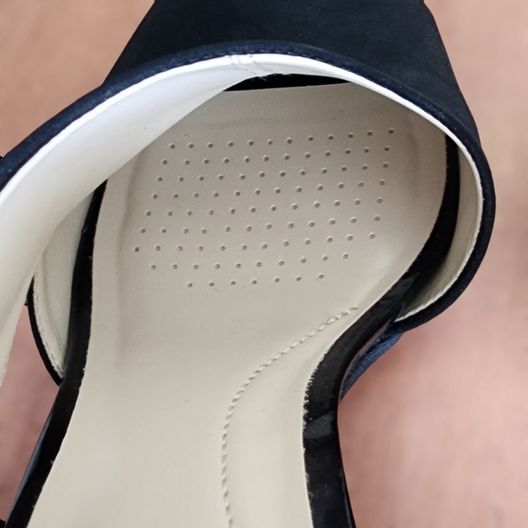 Womens Life Stride Soft System Caren Pumps 3" Heels Size 10 M - Picture 8 of 8